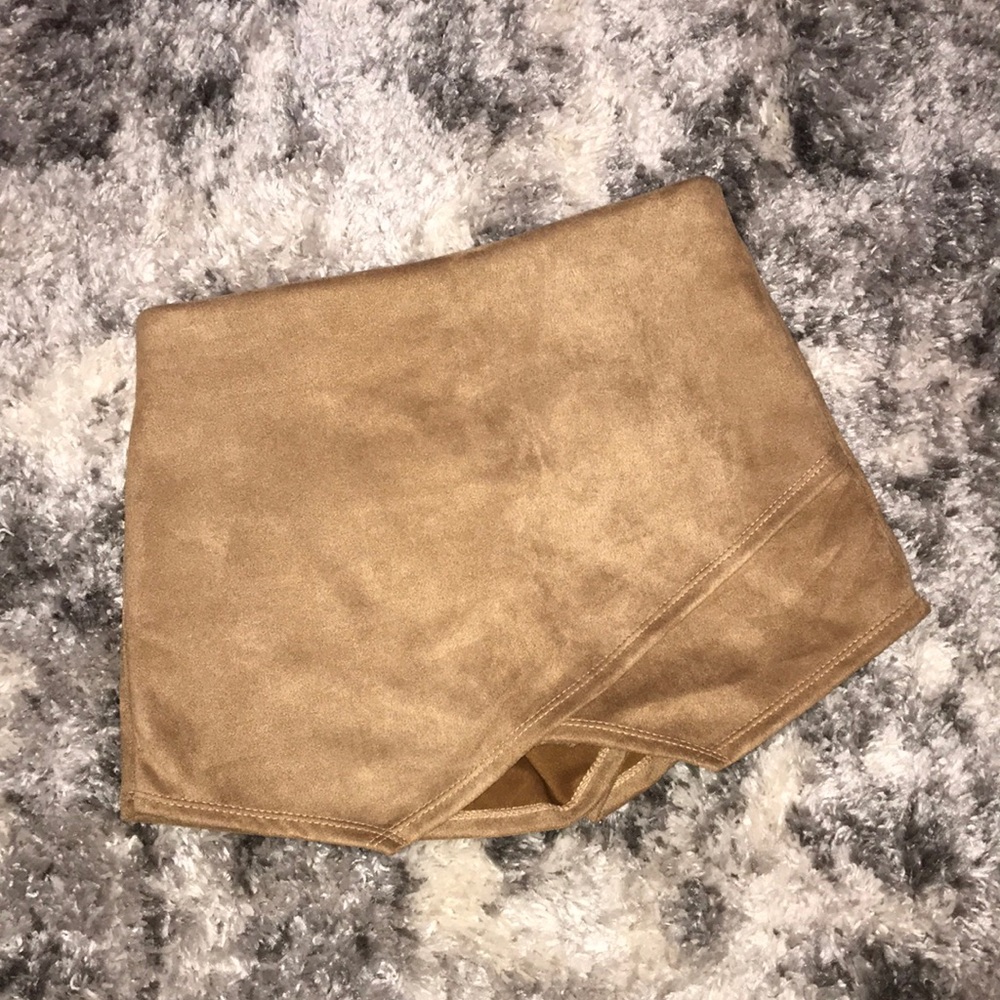 Tan brand new skort